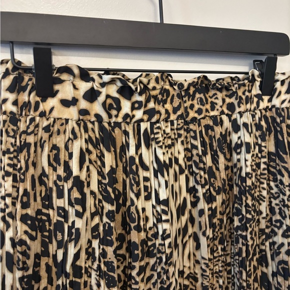 Cheetah print maxi pleated paper bag waist long skirt size L - Picture 3 of 9